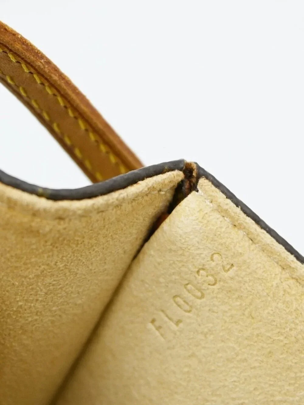 LOUIS VUITTON POCHETTE TWIN GM CROSSBODY BAG - Picture 12 of 15